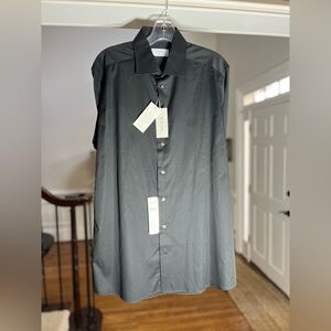 Eaton Men's Black 16 1/2 X 42 Contemporary Dress Shirt